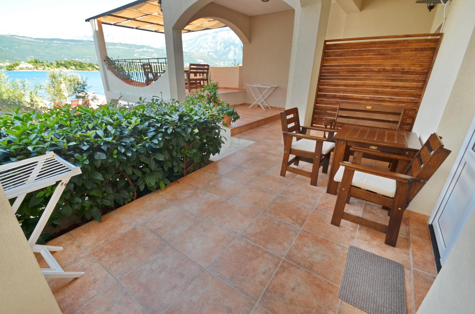 Dubravcevic Residence Tivat Exterior photo